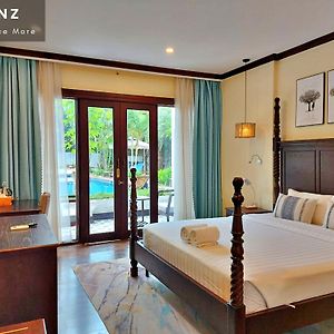 Double Room Pool View